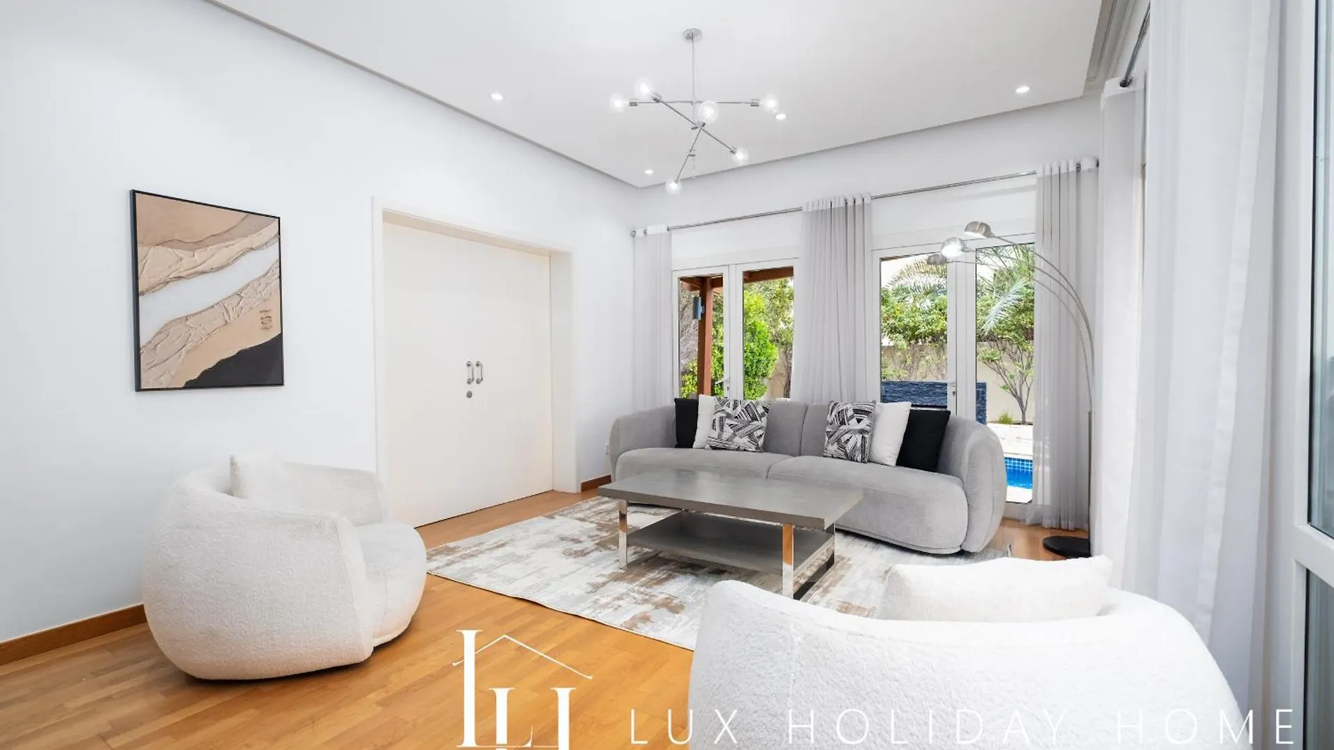 Lux The Meadows 5 Bed Villa Dubai 0*,